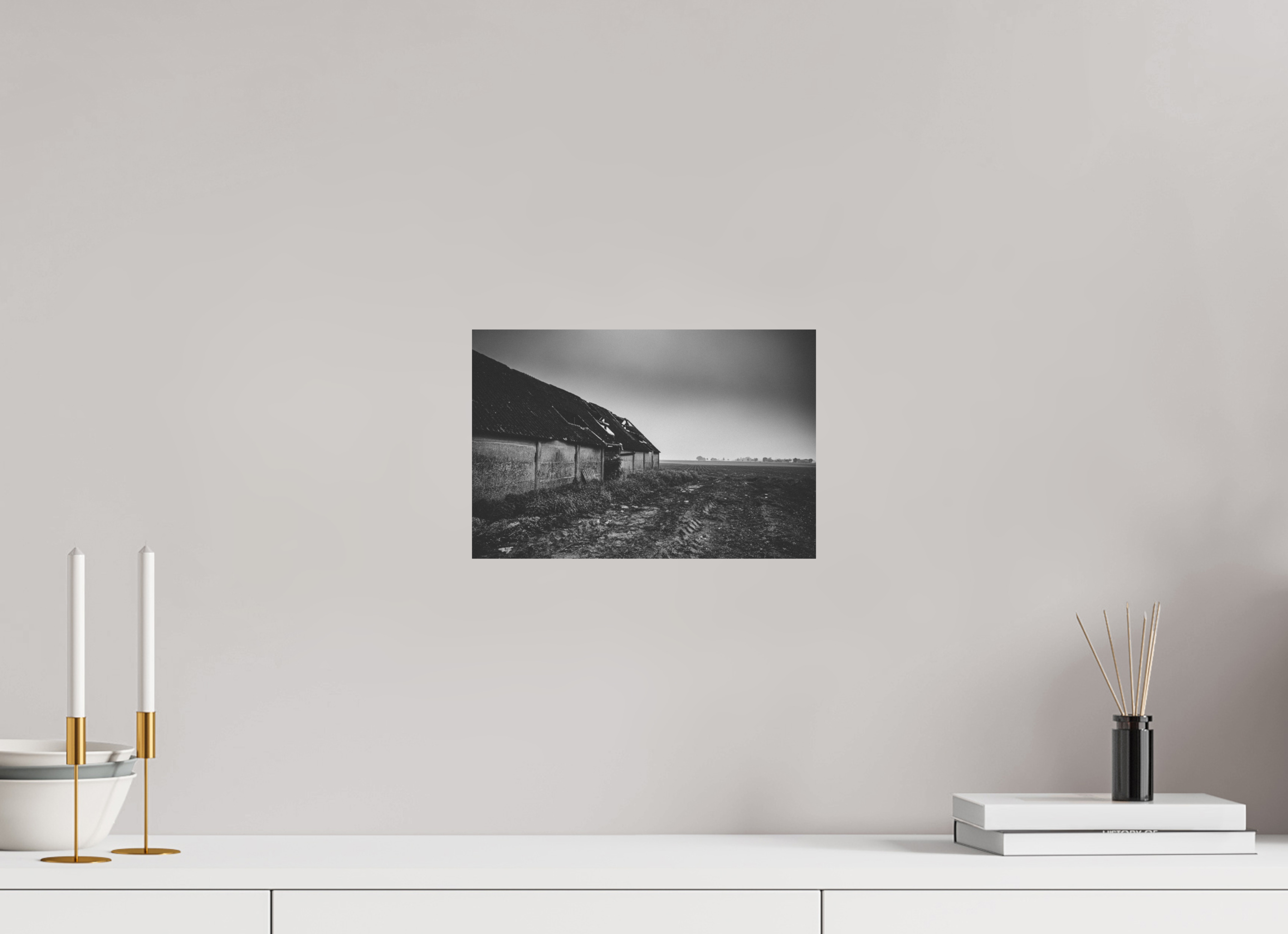 30 x 20 cm, Dibond Alu BW Mat Barn in the middle of nowhere