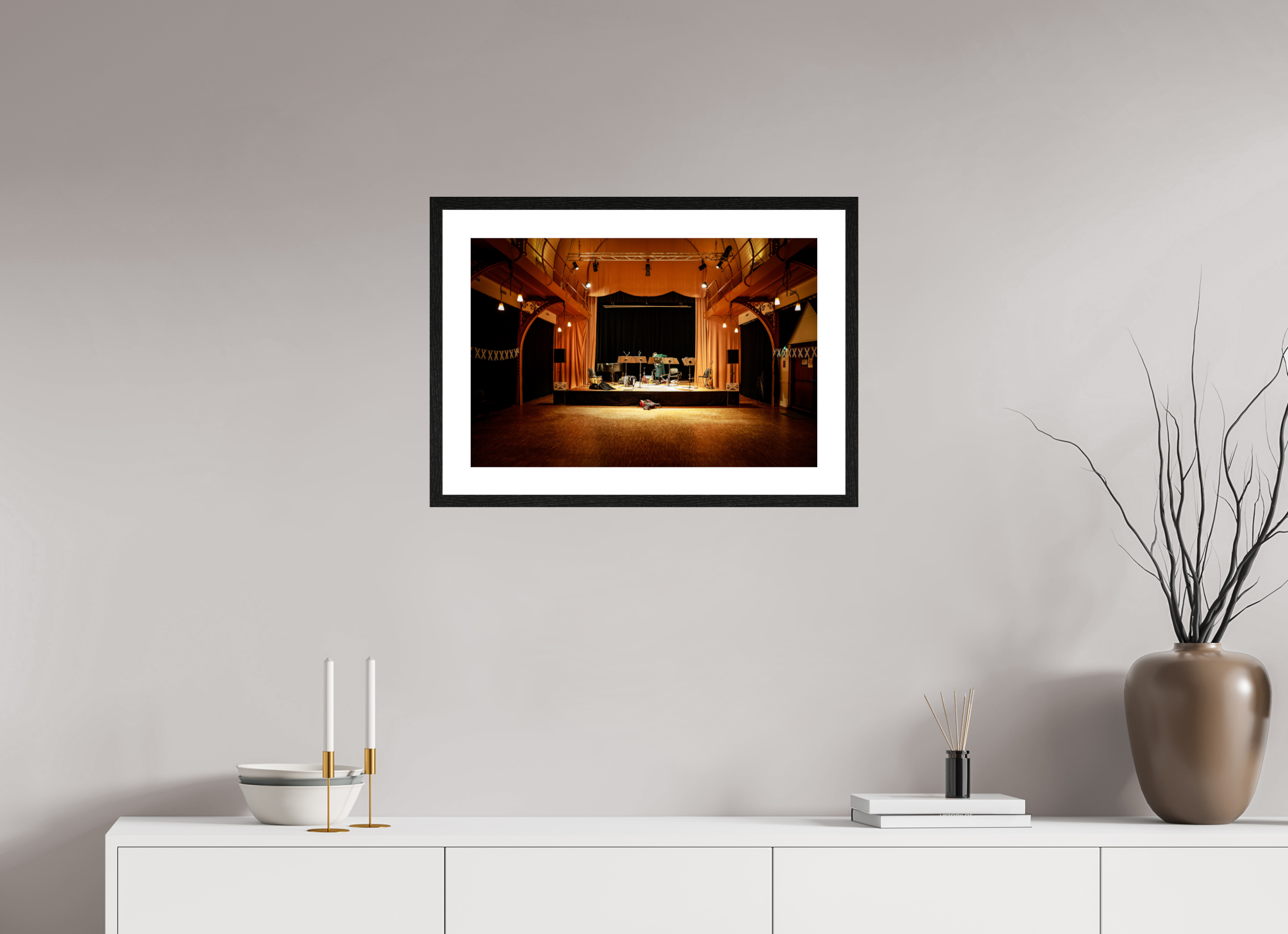 60 x 40 cm, Black Frame Colour Fuji Gloss Lonely Musician