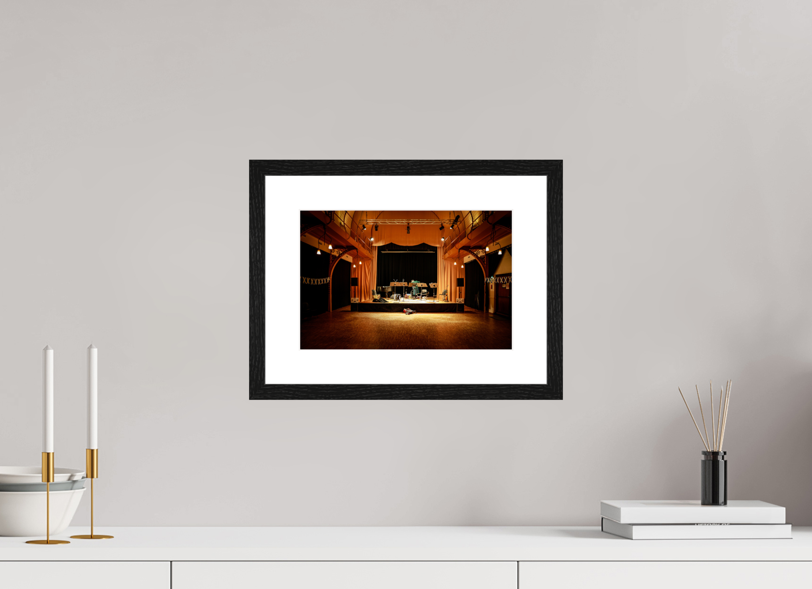 30 x 20 cm, Black Frame Colour Fuji Gloss Lonely Musician