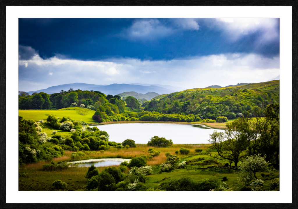 Main image Light on a Loch