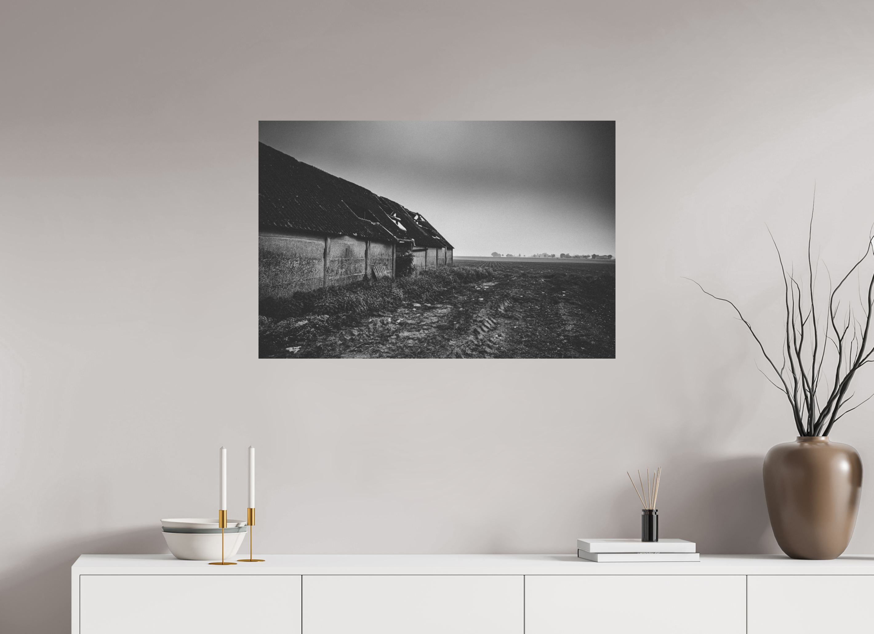 90 x 60 cm, Dibond Alu BW Mat Barn in the middle of nowhere
